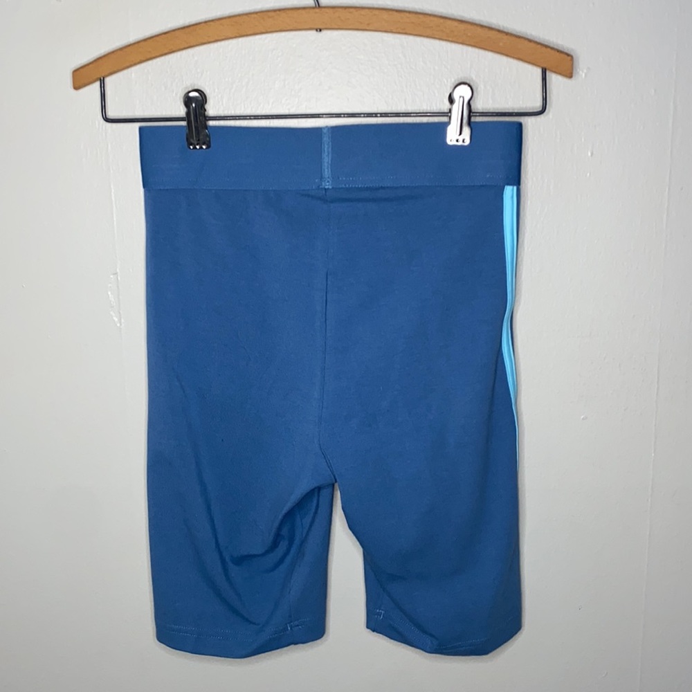 🎱Adidas Women's Shorts Adidas Gradient Logo Bike Shorts! - Picture 7 of 8